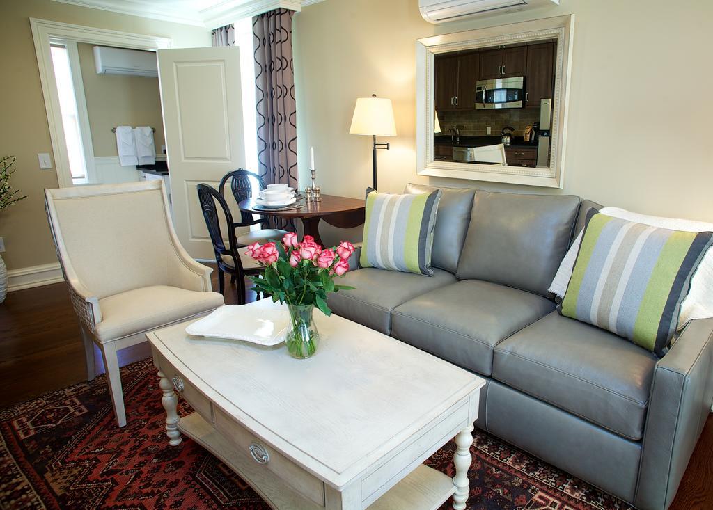 Guest House At Norwalk Inn Ngoại thất bức ảnh